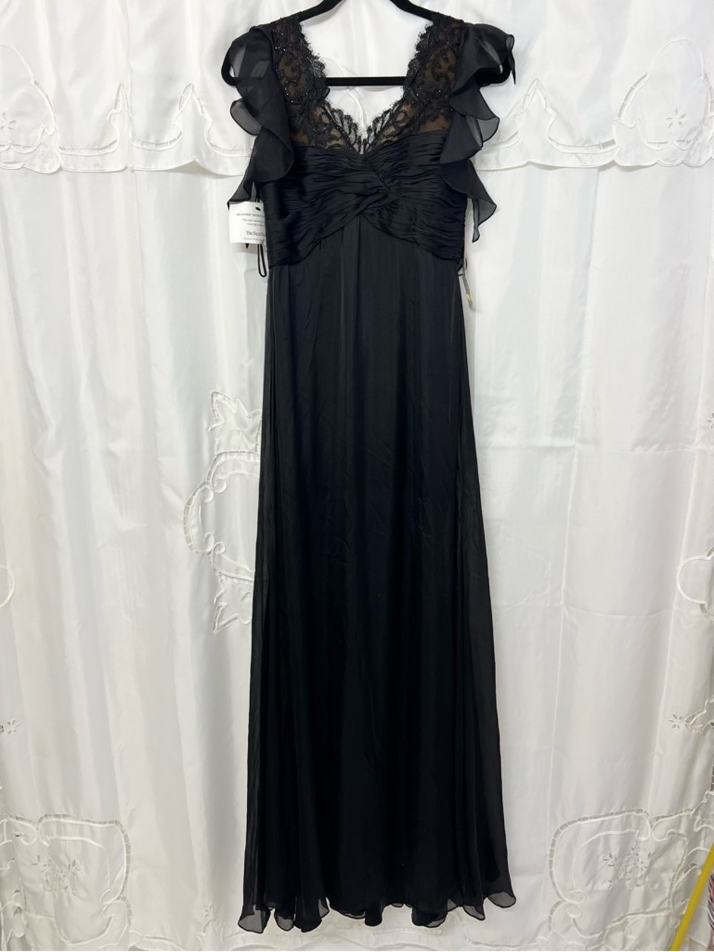 NWT Badgley Mischka 100% Silk Black Beaded Lace Chiffon Evening Gown Size 6